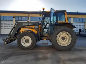 Valtra 660 6800-4-4X4/233