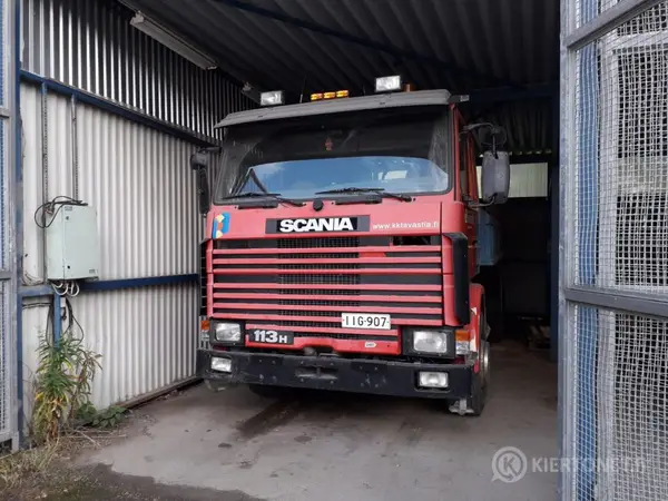 Scania 113H 6x2