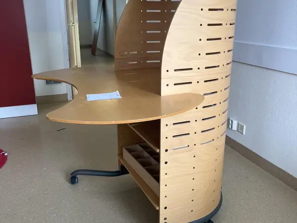 Työpiste pyörillä (nro 67) tila 1.krs 144