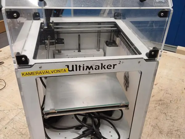 3D-tulostin (Ultimaker 2+) #11