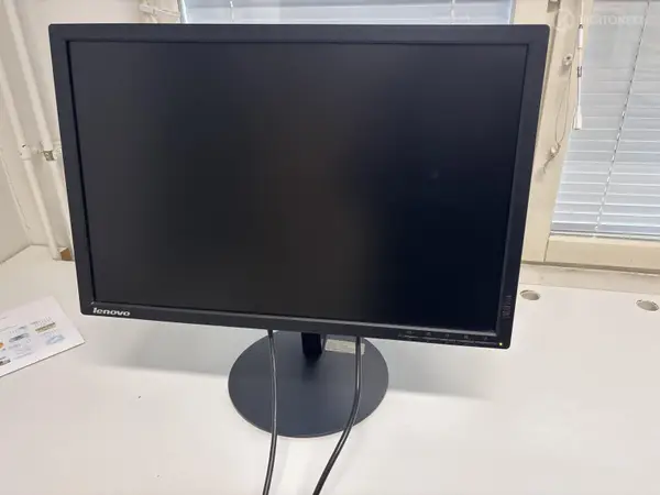 Lenovo tietokoneen näyttö (nro 308) tila K1.1 2