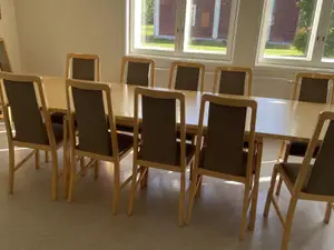 10 hlö pöytä ja tuolit (3)