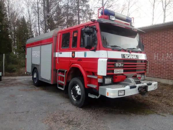 Scania P93 4x4 sammutusauto